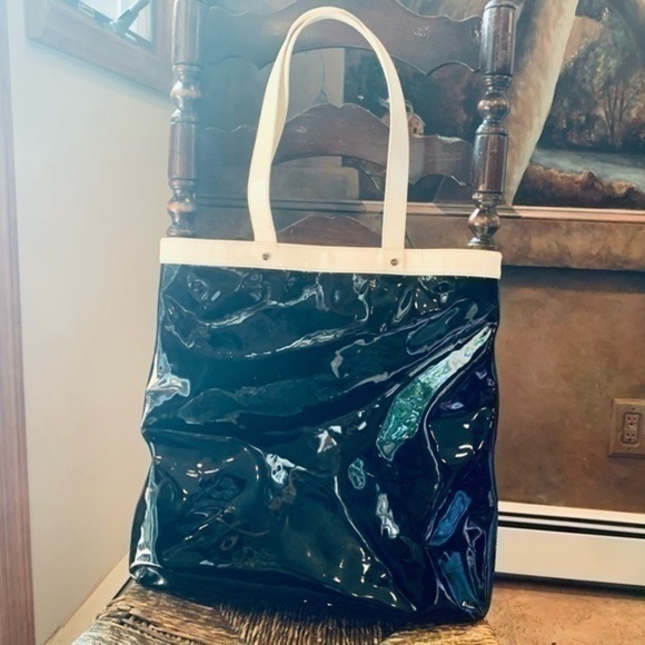 ✨🖤 Tory Burch Black and Cream Patent Leather Tote Bag Bookbag ✨🖤✨ - Picture 3 of 9